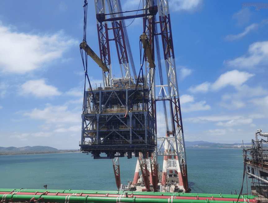 Module Lifting / Installation