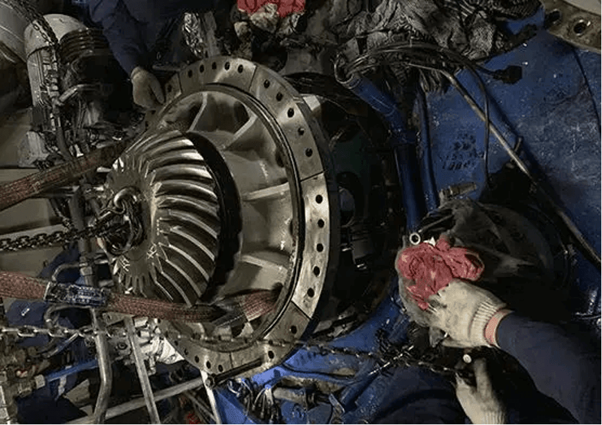 Port/Voyage Repair